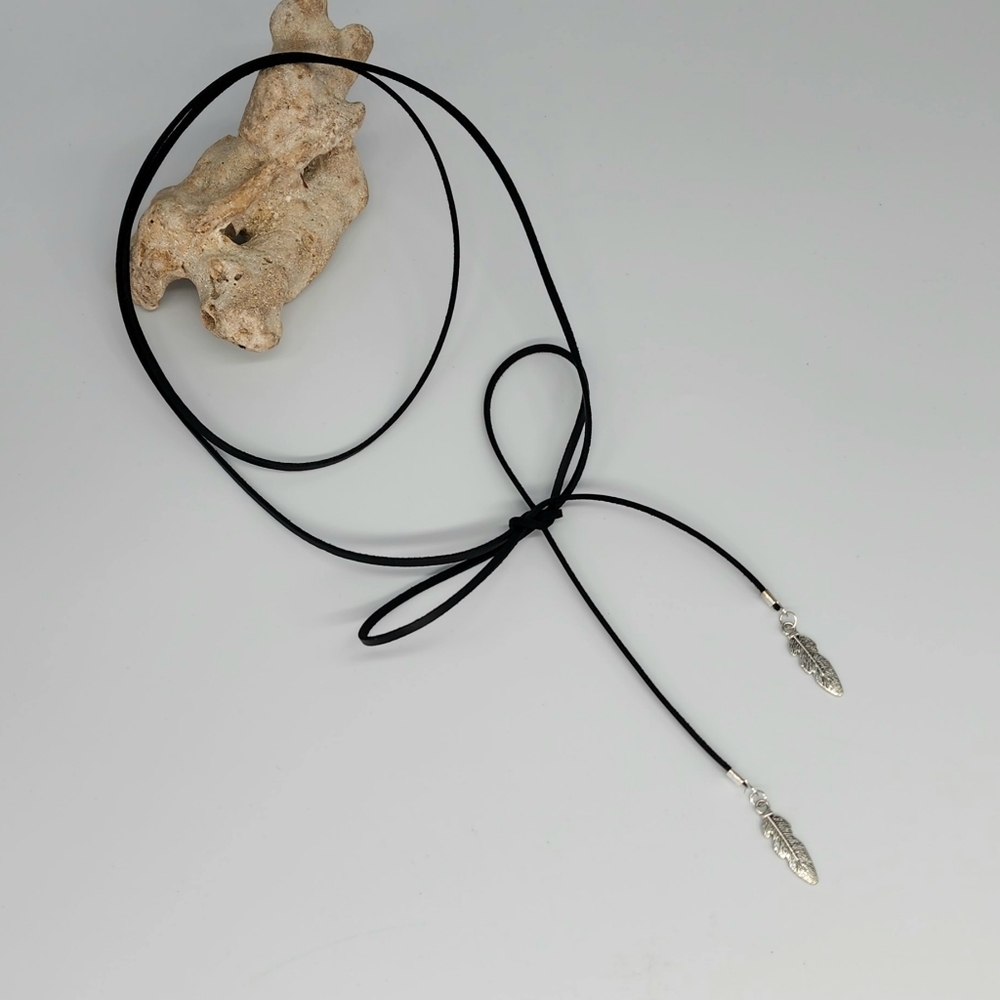 FP Jewelry black Soft Velvet/Suede cord Silver Ends Leaves Boho Necklace - Picture 8 of 11